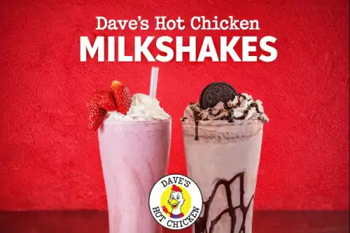 Dave’s Hot Chicken milkshakes featuring strawberry and Oreo chocolate flavors.
